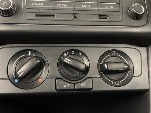 Volkswagen Polo Vivo 1.4 Trendline - Image 12
