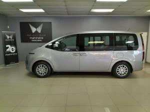 Hyundai Staria 2.2D Executive automatic - Image 3