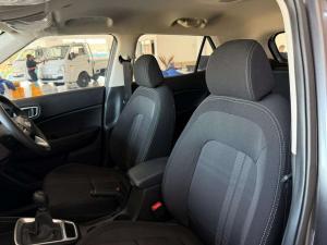 Hyundai Venue 1.2 Motion - Image 14