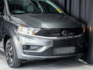 Tata Tiago 1.2 XT manual - Image 8