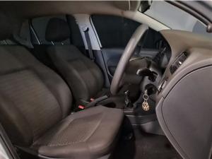 Volkswagen Polo Vivo hatch 1.4 Trendline - Image 4