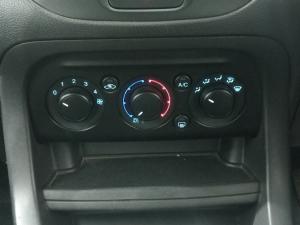 Ford Figo hatch 1.5 Ambiente - Image 7