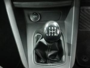 Ford Figo hatch 1.5 Ambiente - Image 8