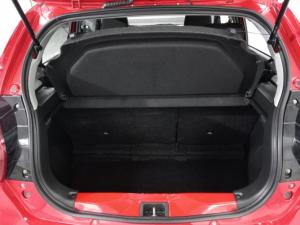 Toyota Vitz 1.0 XR manual - Image 5