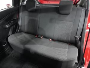 Toyota Vitz 1.0 XR manual - Image 6