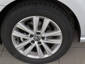 Volkswagen Polo Vivo hatch 1.6 Comfortline auto - Image 21