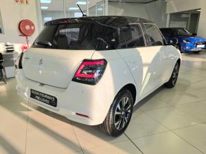 Suzuki Swift 1.2 GLX manual - Image 6