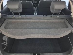 Suzuki Swift 1.2 GLX manual - Image 13