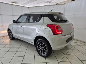 Suzuki Swift 1.2 GLX manual - Image 7