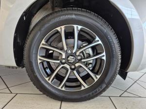 Suzuki Swift 1.2 GLX manual - Image 9