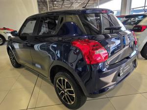 Suzuki Swift 1.2 GLX manual - Image 5