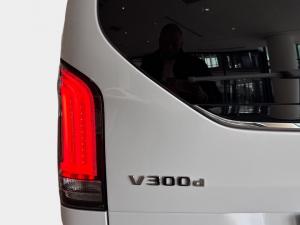 Mercedes-Benz V-Class V300d Exclusive - Image 16