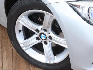 BMW 3 Series 320i auto - Image 6