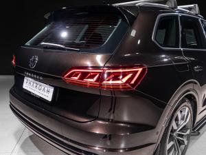 Volkswagen Touareg V6 TDI Executive R-Line - Image 24