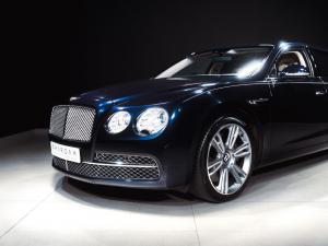 Bentley Flying Spur W12 Mulliner - Image 11
