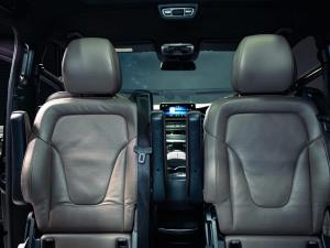 Mercedes-Benz V-Class V300d Exclusive - Image 8