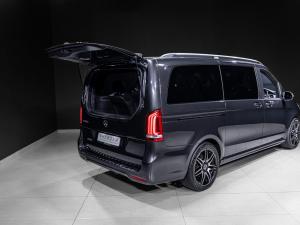 Mercedes-Benz V-Class V300d Avantgarde - Image 29