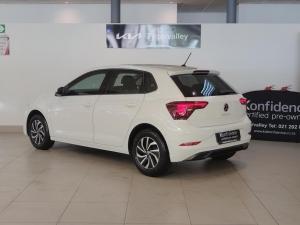 Volkswagen Polo hatch 1.0TSI Life manual - Image 7