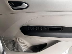 Renault Triber 1.0 Techno - Image 11