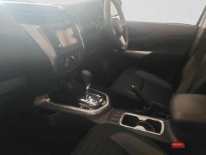 Nissan Navara 2.5DDTi double cab SE Plus auto - Image 18