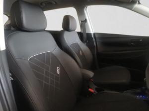 Hyundai i20 1.4 Premium - Image 11