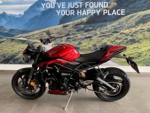 Triumph Street Triple 765 - Image 4