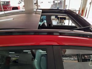 Hyundai Tucson 2.0 Elite automatic - Image 17