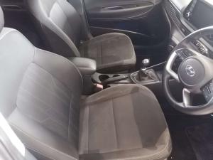 Hyundai i20 1.2 Fluid - Image 11