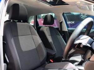 Volkswagen Polo hatch 1.0TSI Life auto - Image 9