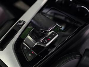 Audi A4 35TFSI - Image 8