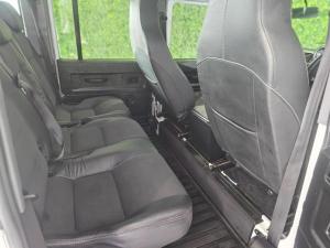 Land Rover Defender 110 TD station wagon S - Image 7