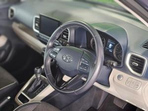 Hyundai Venue 1.0T Glide - Image 17