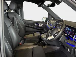 Mercedes-Benz V-Class V300d Exclusive - Image 14