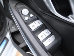 BMW 3 Series 320i M Sport - Image 10