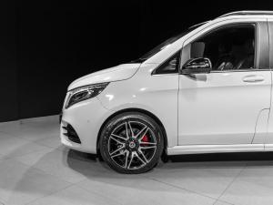 Mercedes-Benz V-Class V250d AMG Line - Image 14