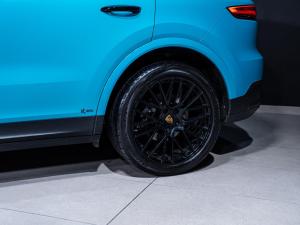Porsche Cayenne Cayenne - Image 12