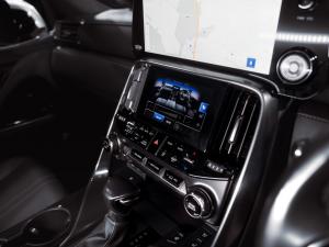 Lexus LX 600 VIP - Image 9