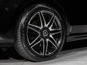 Mercedes-Benz V-Class V300d Exclusive - Image 18