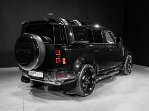 Land Rover Defender 110 D350 X-Dynamic HSE - Image 22