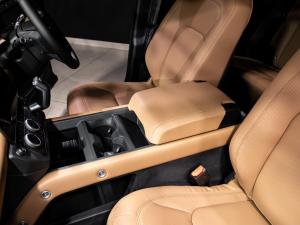 Land Rover Defender 110 P425 X-Dynamic HSE - Image 17