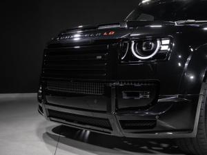 Land Rover Defender 110 P425 X-Dynamic HSE - Image 22