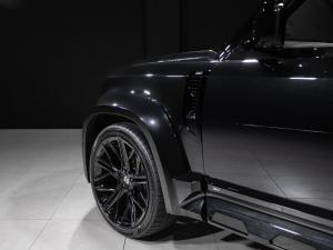 Land Rover Defender 110 P425 X-Dynamic HSE - Image 25
