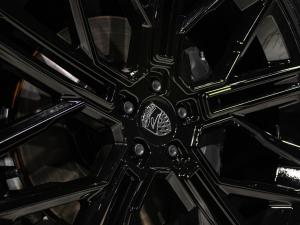 Land Rover Defender 110 P425 X-Dynamic HSE - Image 9