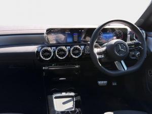 Mercedes-Benz CLA CLA200 Progressive - Image 13