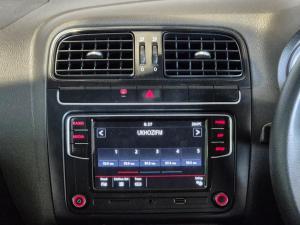 Volkswagen Polo Vivo hatch 1.4 Comfortline - Image 15