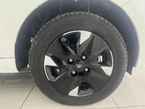 Tata Tiago 1.2 XT manual - Image 9