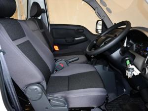 Kia K2500 2.5TD workhorse dropside - Image 8