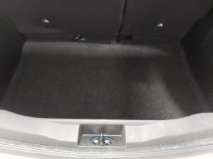 Renault Kiger 1.0 Turbo Intens manual - Image 17