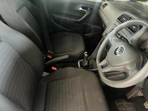 Volkswagen Polo Vivo hatch 1.4 Trendline - Image 5
