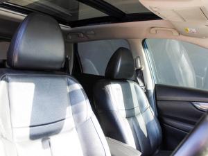 Nissan X-Trail 2.5 4x4 Tekna - Image 17